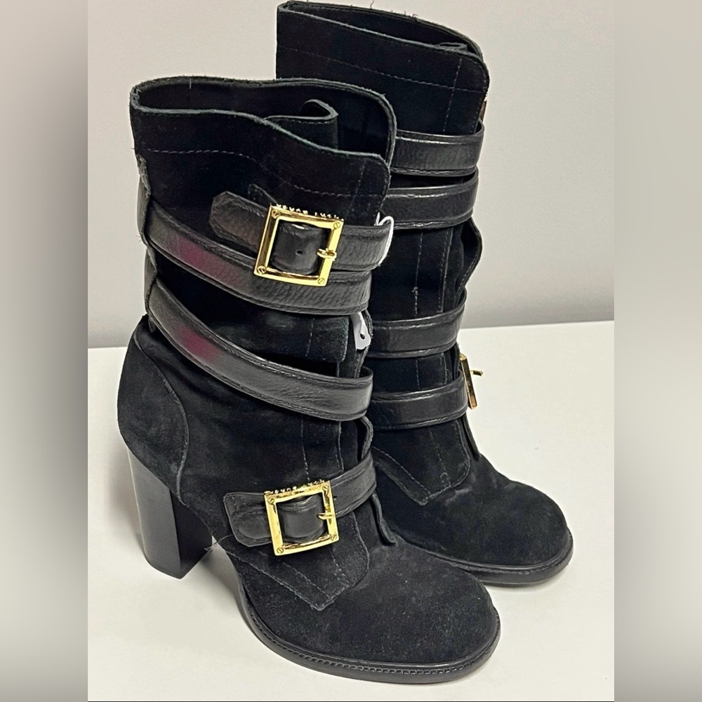 ✨Tory Burch Black Suede Buckle Boots Size 8.5✨ - Picture 2 of 7